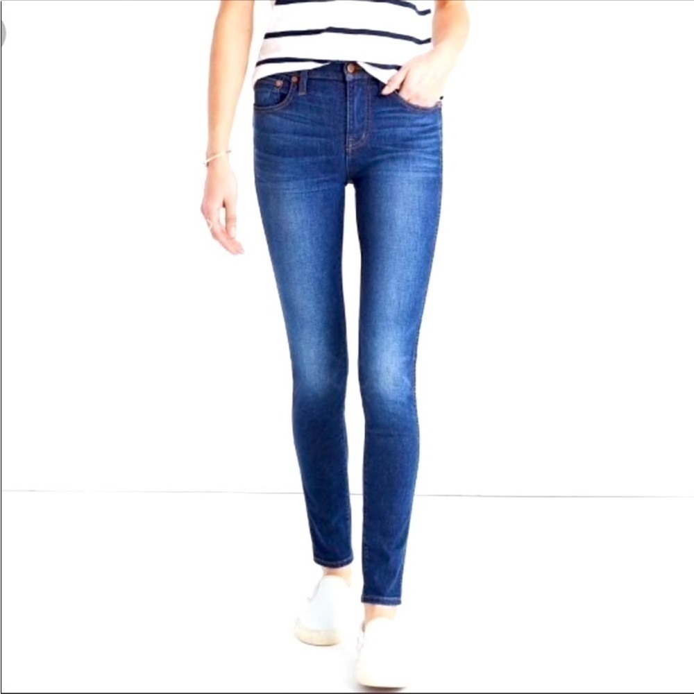 Madewell 10 inch High Riser Skinny Skinny Jeans Raw Hem